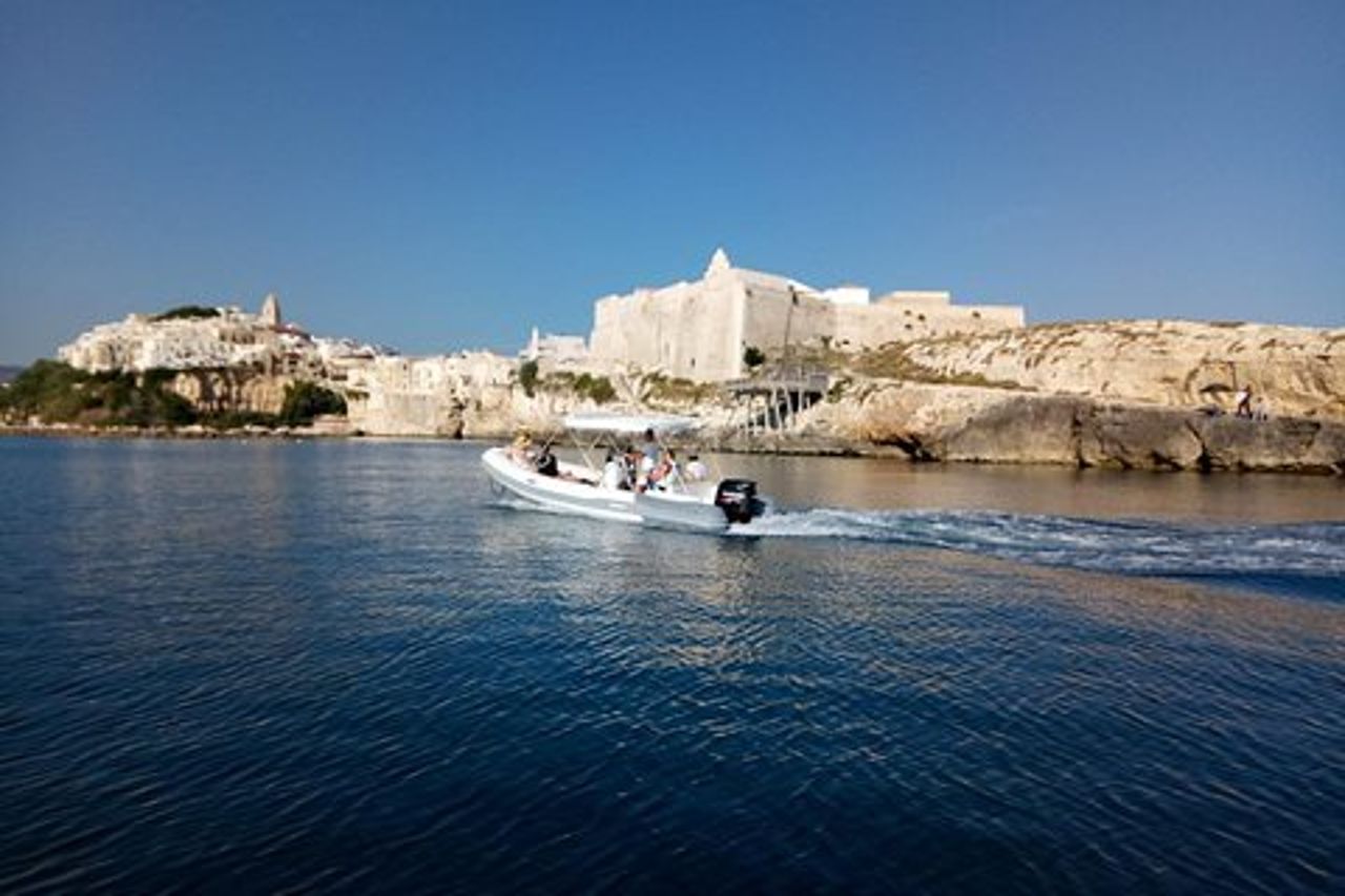 Desirèe: Tour privato in barca con skipper