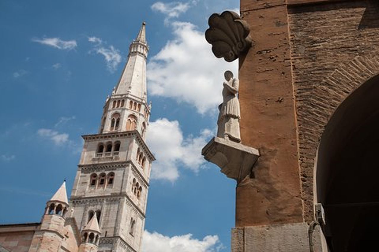 Tour privato a piedi nel centro storico di Modena
