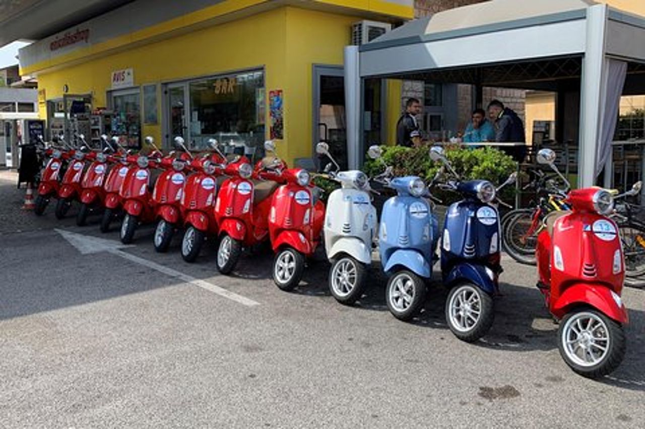 Tour in vespa Lago di Garda (noleggio in solitaria)
