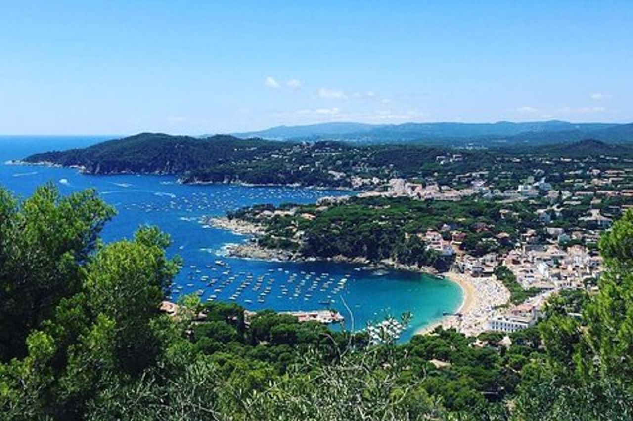 Costa Brava Private Experience in auto con esperienza locale