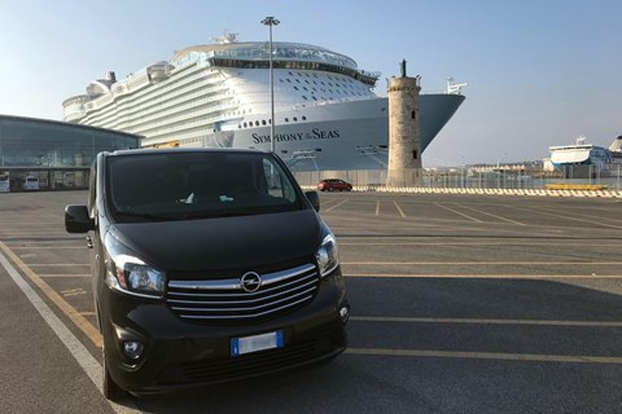 Private transfer from Civitavecchia Port to Roma City