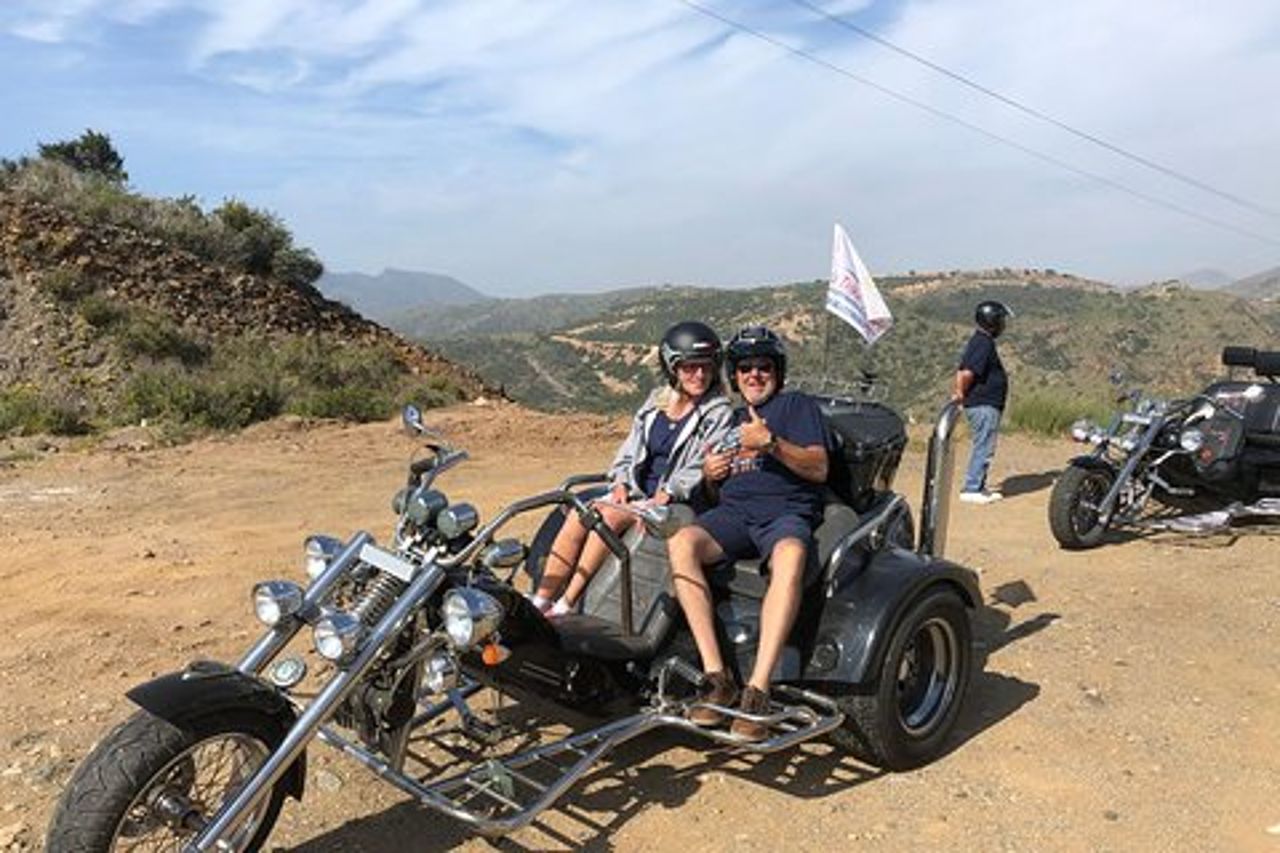 Luxury Rewaco Trike "The Fun In The Sun Tour" - (3 ore, minimo 2 passeggeri)
