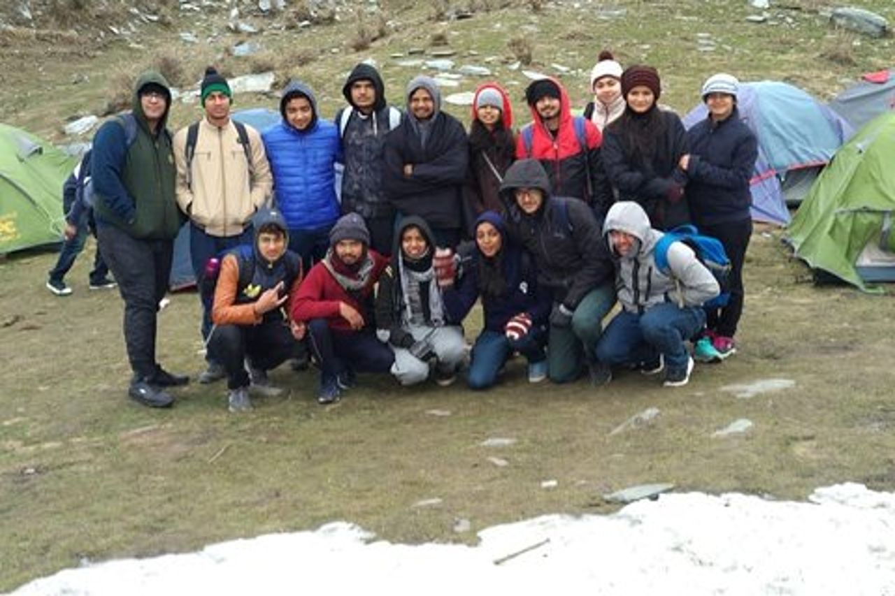 Triund Trek e Snow Line Trek