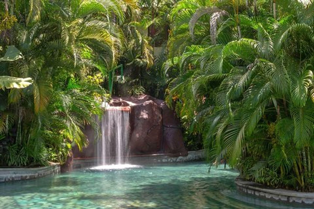 Vulcano Arenal e Baldi Hot Spring