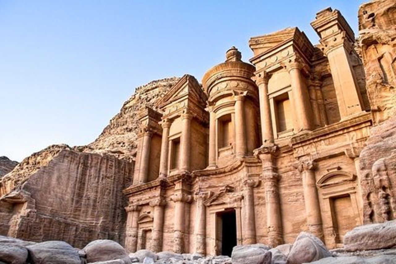 Escursione a Petra, Mar Morto e Wadi Rum Porto di Aqaba