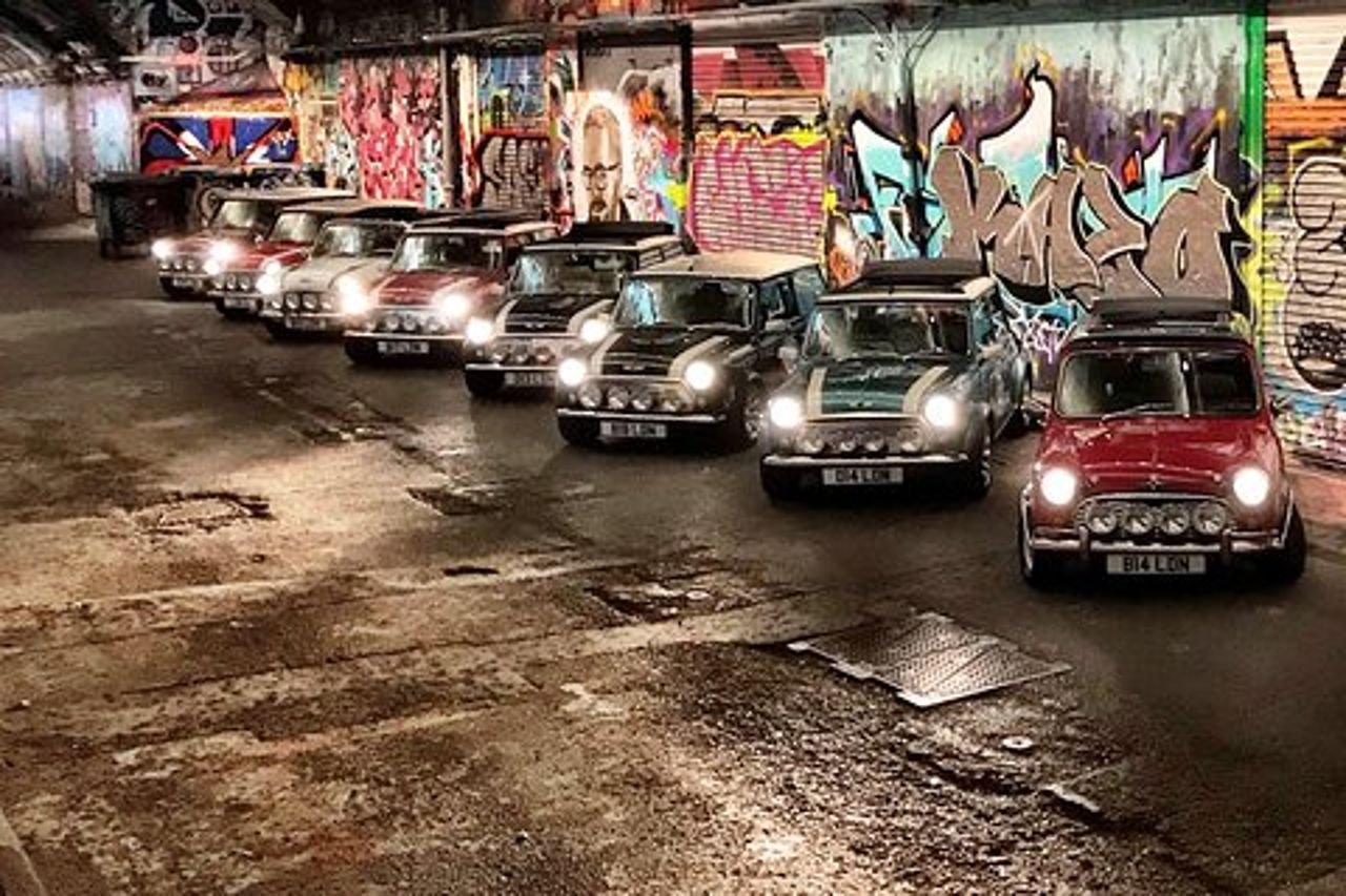 Tour di mezza giornata in una Mini Cooper classica
