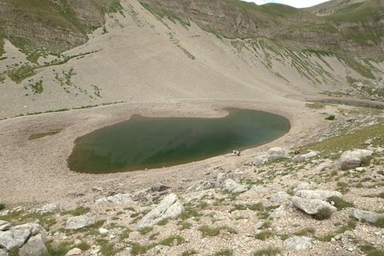 Trekking d'Autore: la Valle Glaciale del Lago di Pilato - Tour Privato