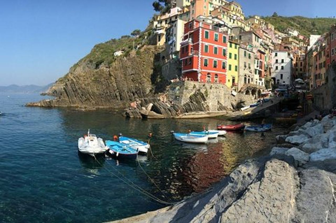 Tour privato delle Cinque Terre - La costa unica sul Mar Mediterraneo