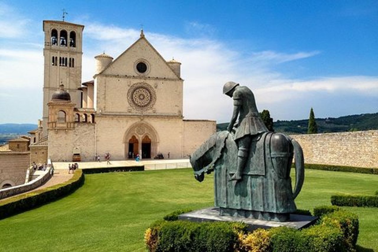 Assisi: le tre principali basiliche. Cappella di San Francesco, Santa Chiara e Porziuncola