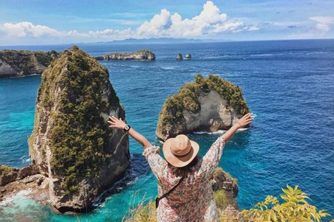 Tour privato di un'intera giornata all'isola di Nusa Penida con guida locale
