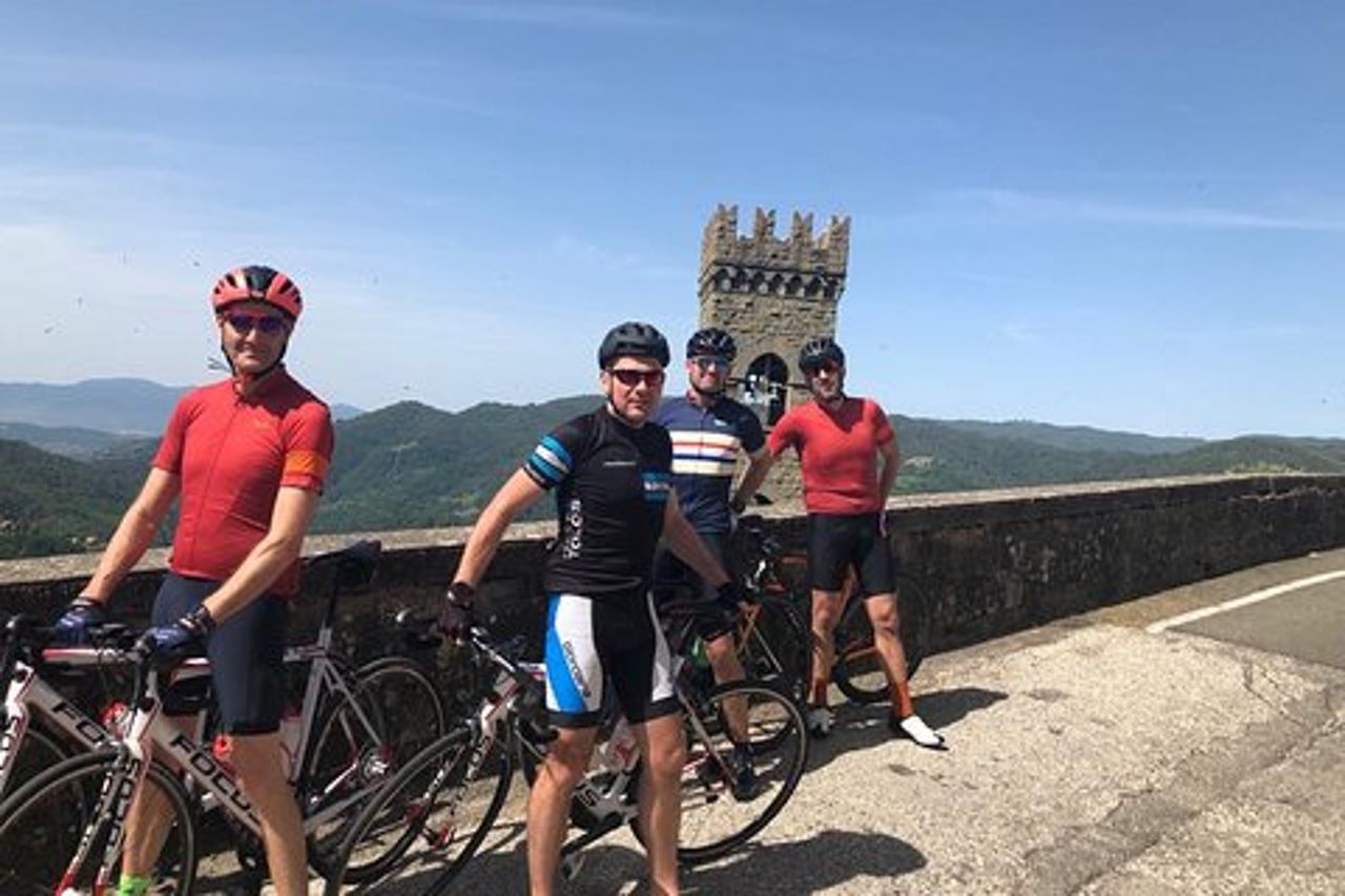 Visita del ciclo di Montecatini Terme e degustazione di vini