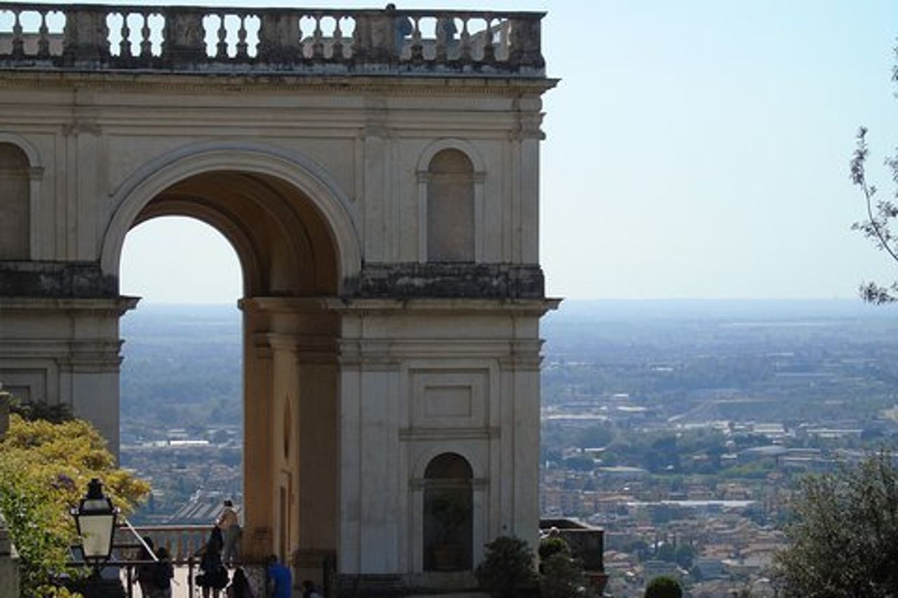 Biglietti salta fila per Villa d'Este e Villa Adriana da Roma inclusi