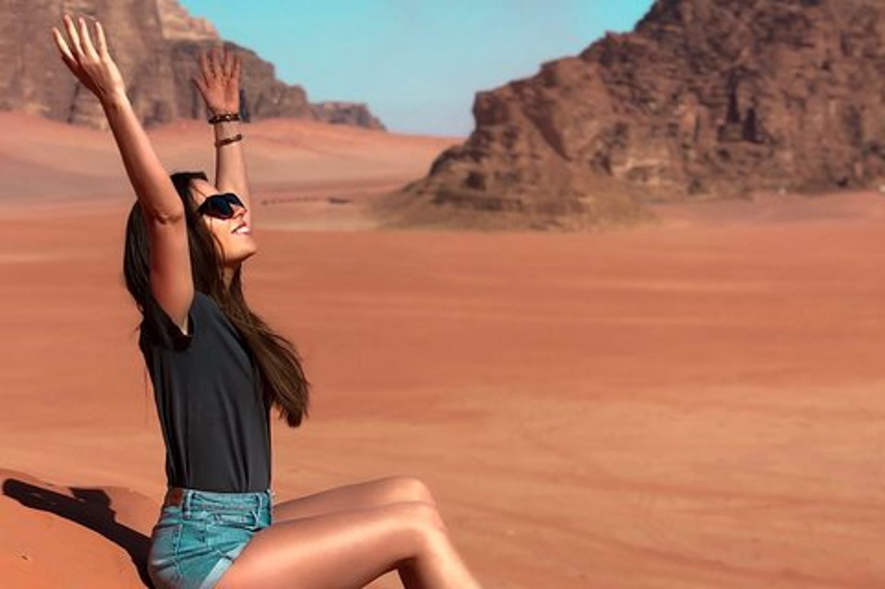 Tour di 2 giorni | Petra, Wadi Rum e Mar Morto | Alloggio incluso