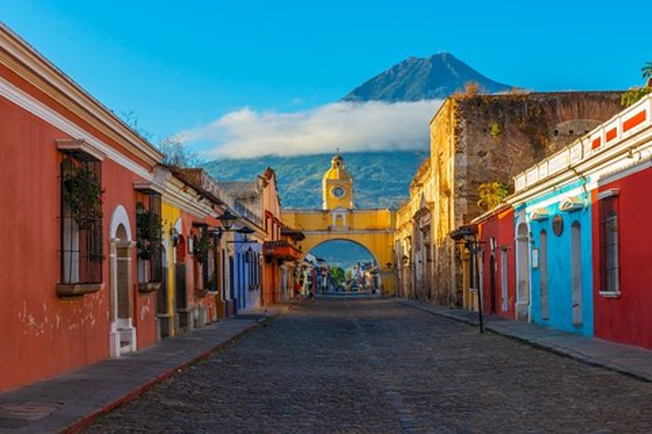 Tour di un giorno : Antigua Guatemala sito UNESCO - da San Salvador