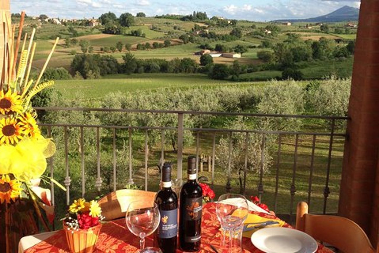 Menù con “Vista” nell’incanto delle colline Toscane