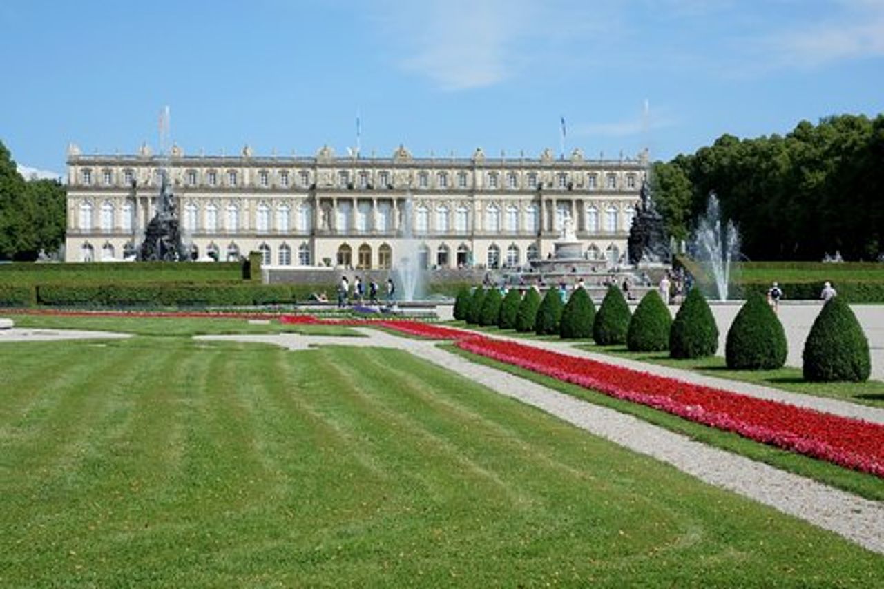 Gita privata di un giorno a Herrenchiemsee Palace - crociera in barca e pranzo