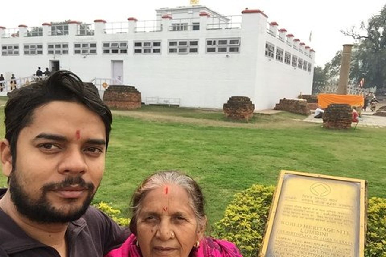 Tour del tempio di Mayadevi di mezza giornata a Lumbini