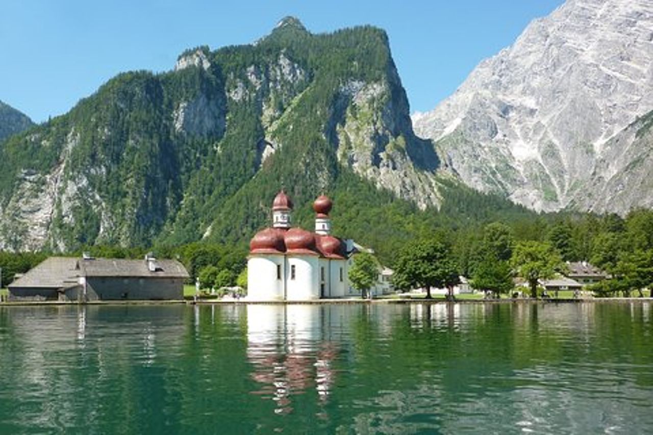 Tour privato a piedi e in barca di Königssee con una guida professionale