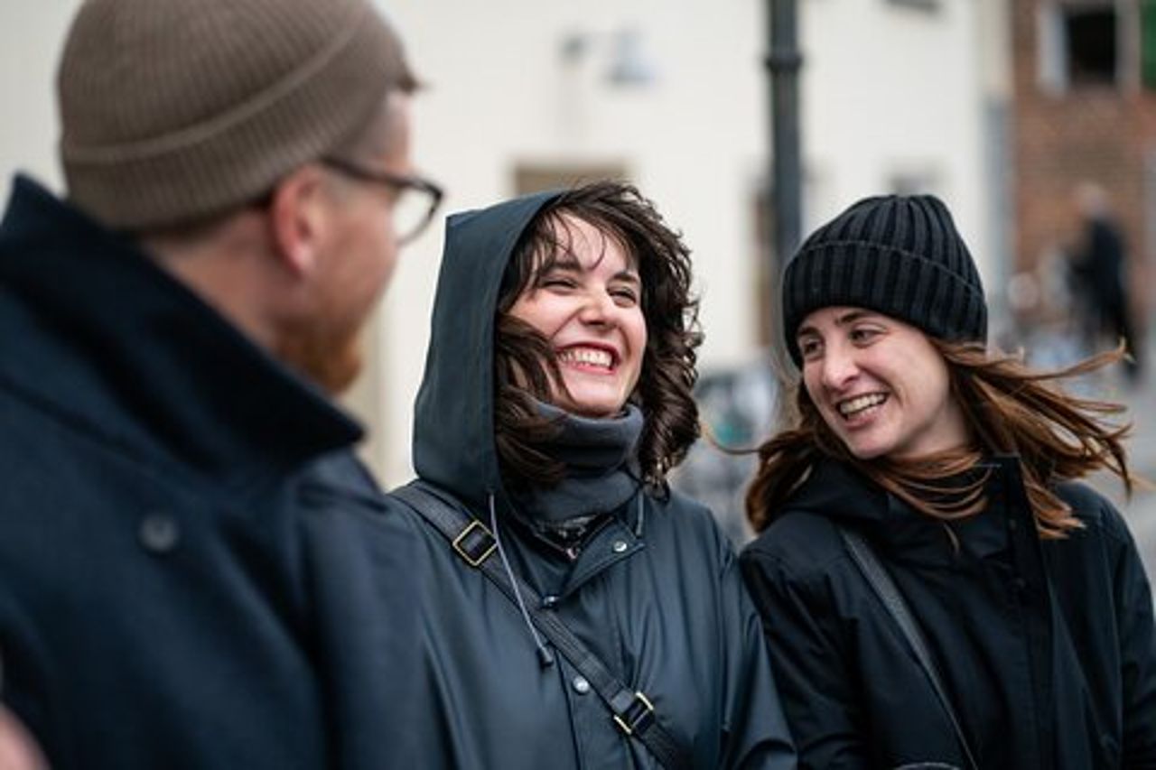 Tour a piedi privato di gemme nascoste politicamente scorrette