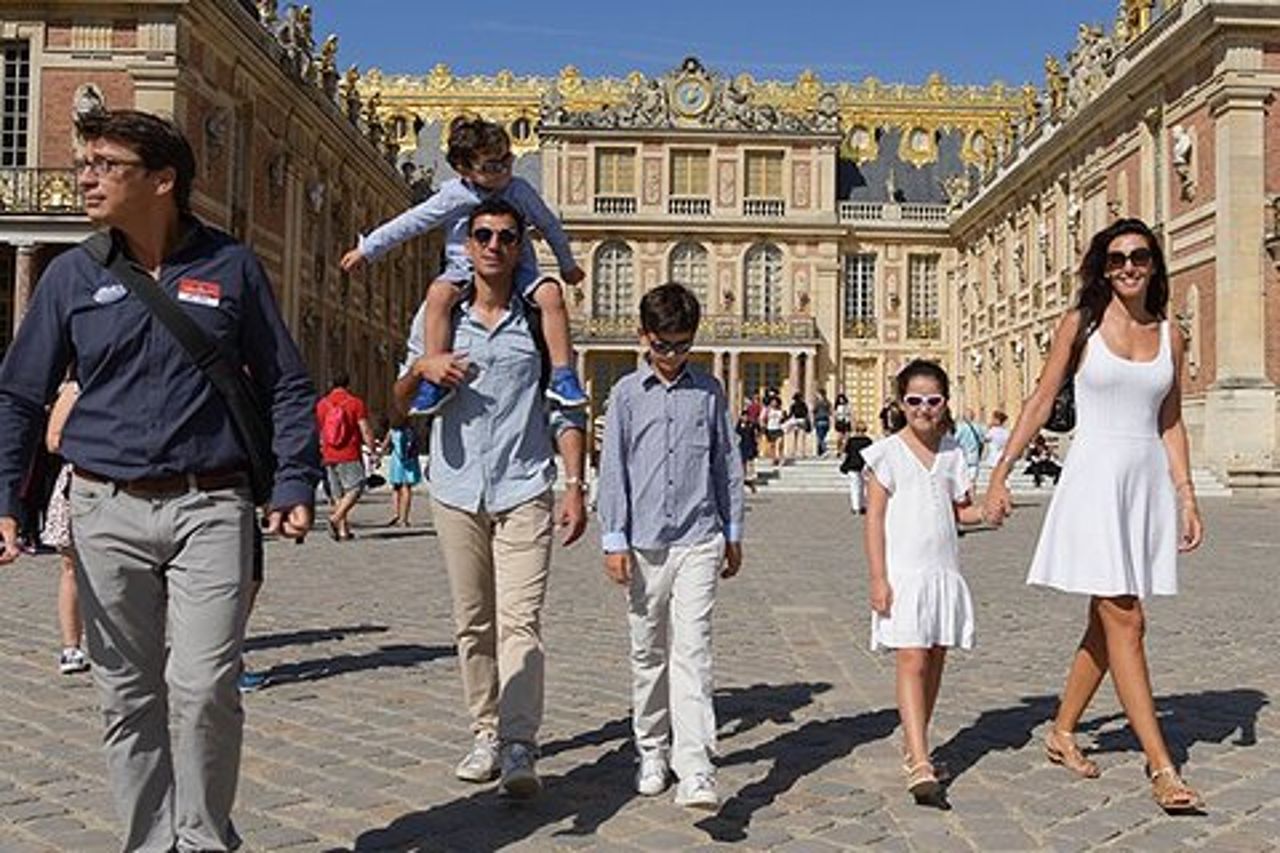 Versailles Tour guidato privato di mezza giornata Pickup e trasferimento in hotel