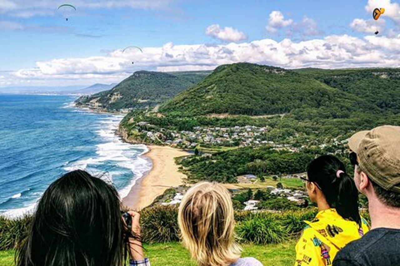 Tour di un giorno alla fauna selvatica, alle cascate e al vino da Sydney