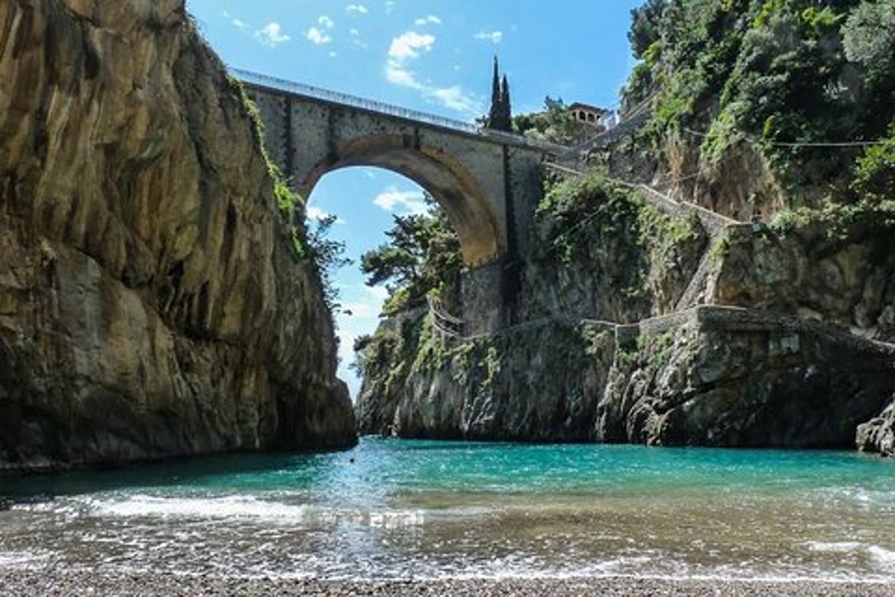 Gita di un giorno in Costiera Amalfitana per piccoli gruppi da Positano o Praiano