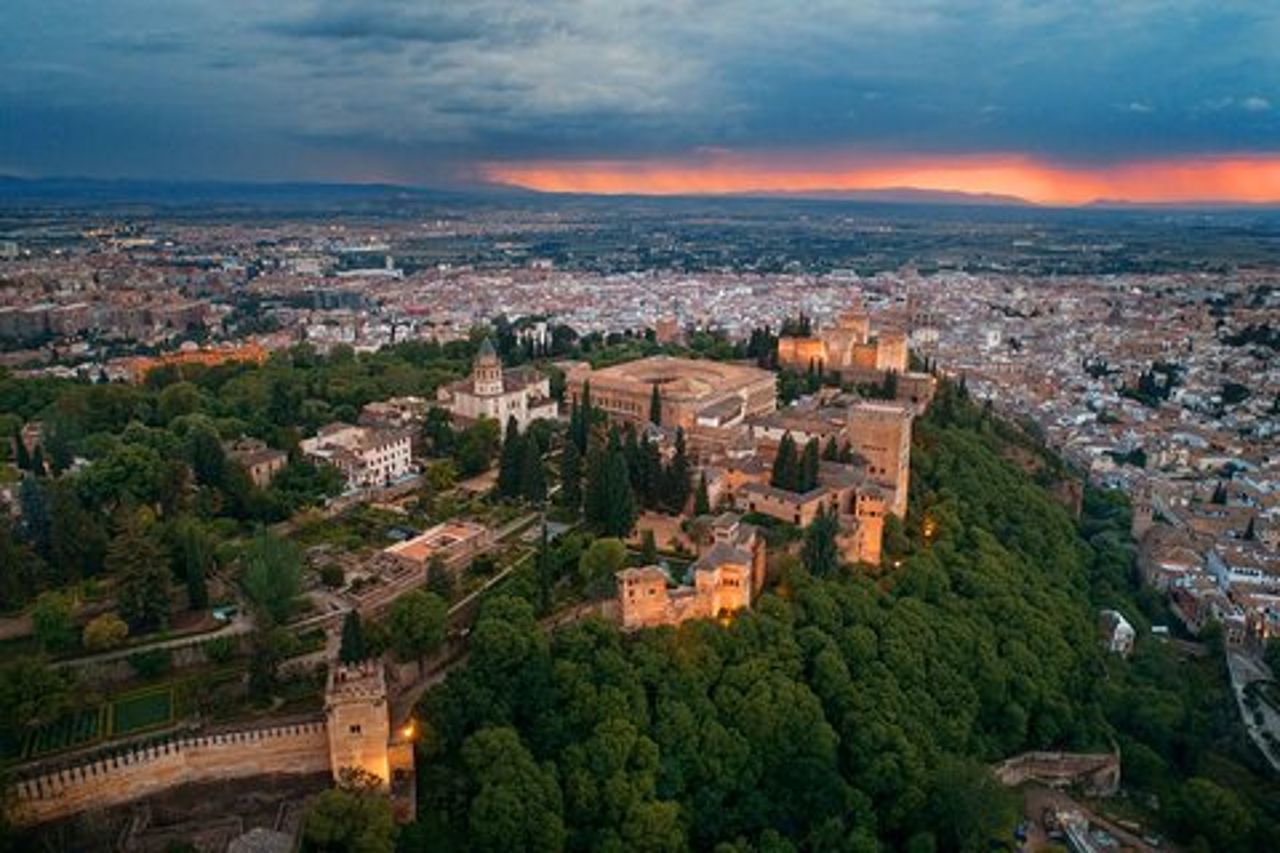 Tour privato dell'Alhambra con i Palazzi di Nazaries