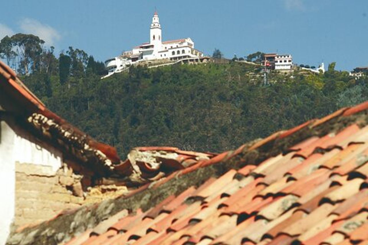 Tour privato di 8 ore della città, Monserrate incluso