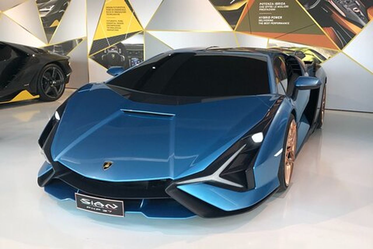 MOTORVALLEY: Museo Lambo, visite alle fabbriche Ferrari&Pagani + Musei