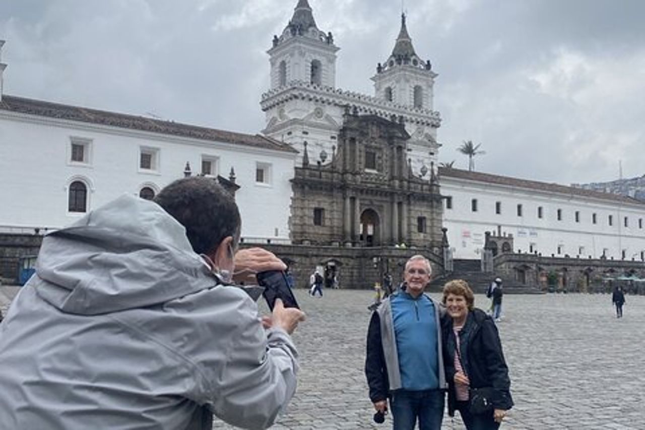Tour privato di Quito e Middle of the World