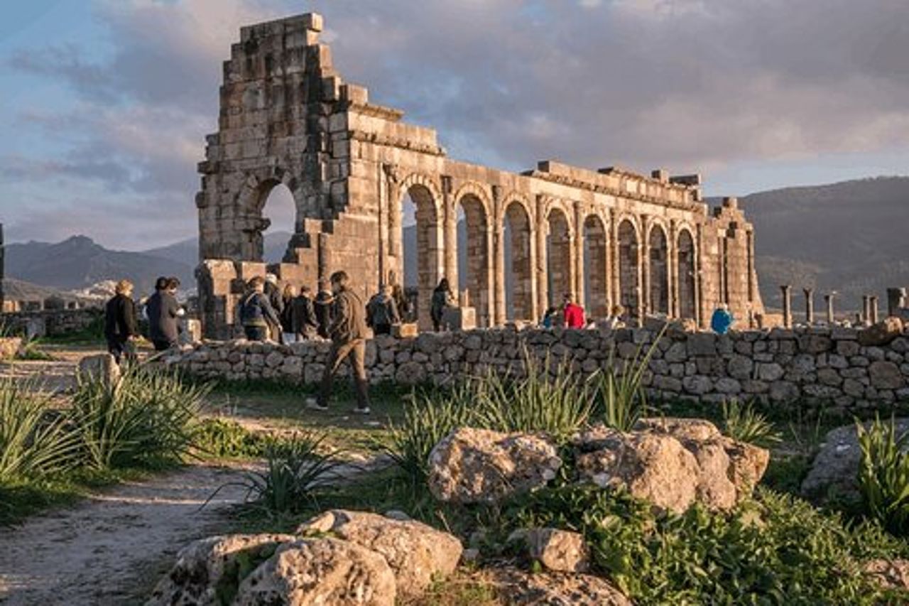 Piccolo gruppo: da Fez a Volubilis - Gita di un giorno a Mouly Idriss e Meknes