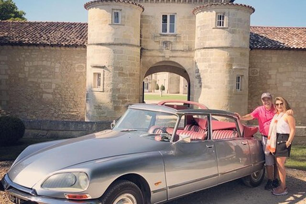Tour del vino di lusso Médoc a bordo di una Citroën DS Limousine Cabrio