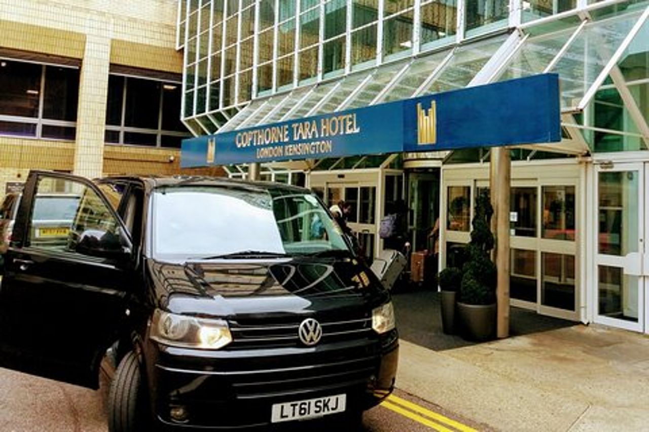 Trasferimento privato Arrivo Terminal crociere per London Hotel o London Airport