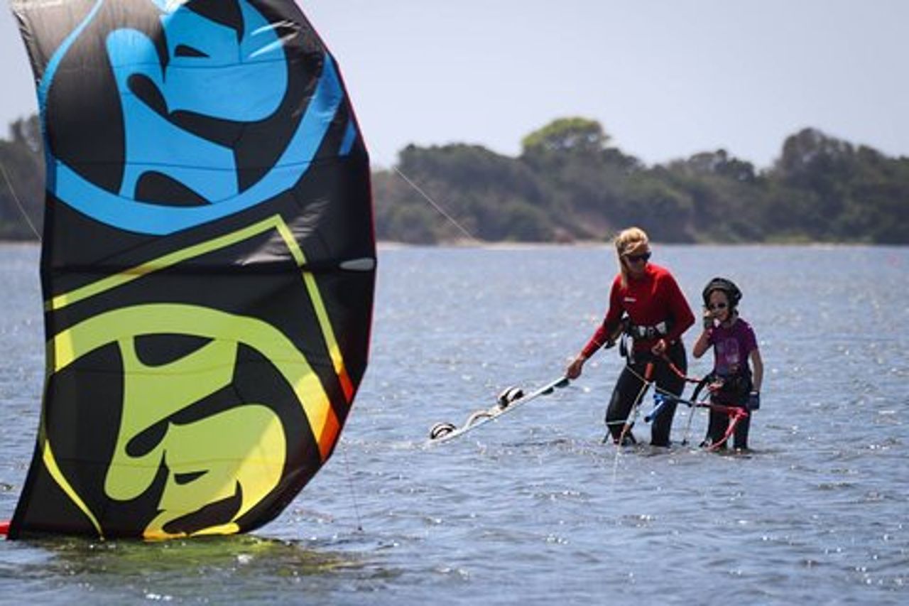 Lezione Privata di Kitesurf a Lo Stagnone Sicilia