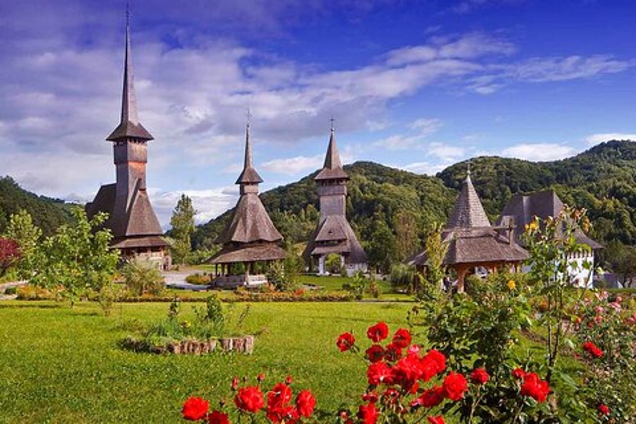 Tour privato di sei giorni a Maramures e in Bucovina da Cluj-Napoca