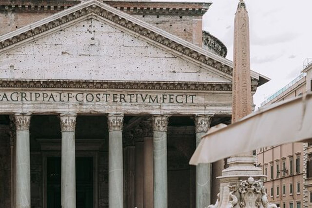 Tour privato di 8 ore a Roma con guida turistica e autista con prelievo dall'hotel