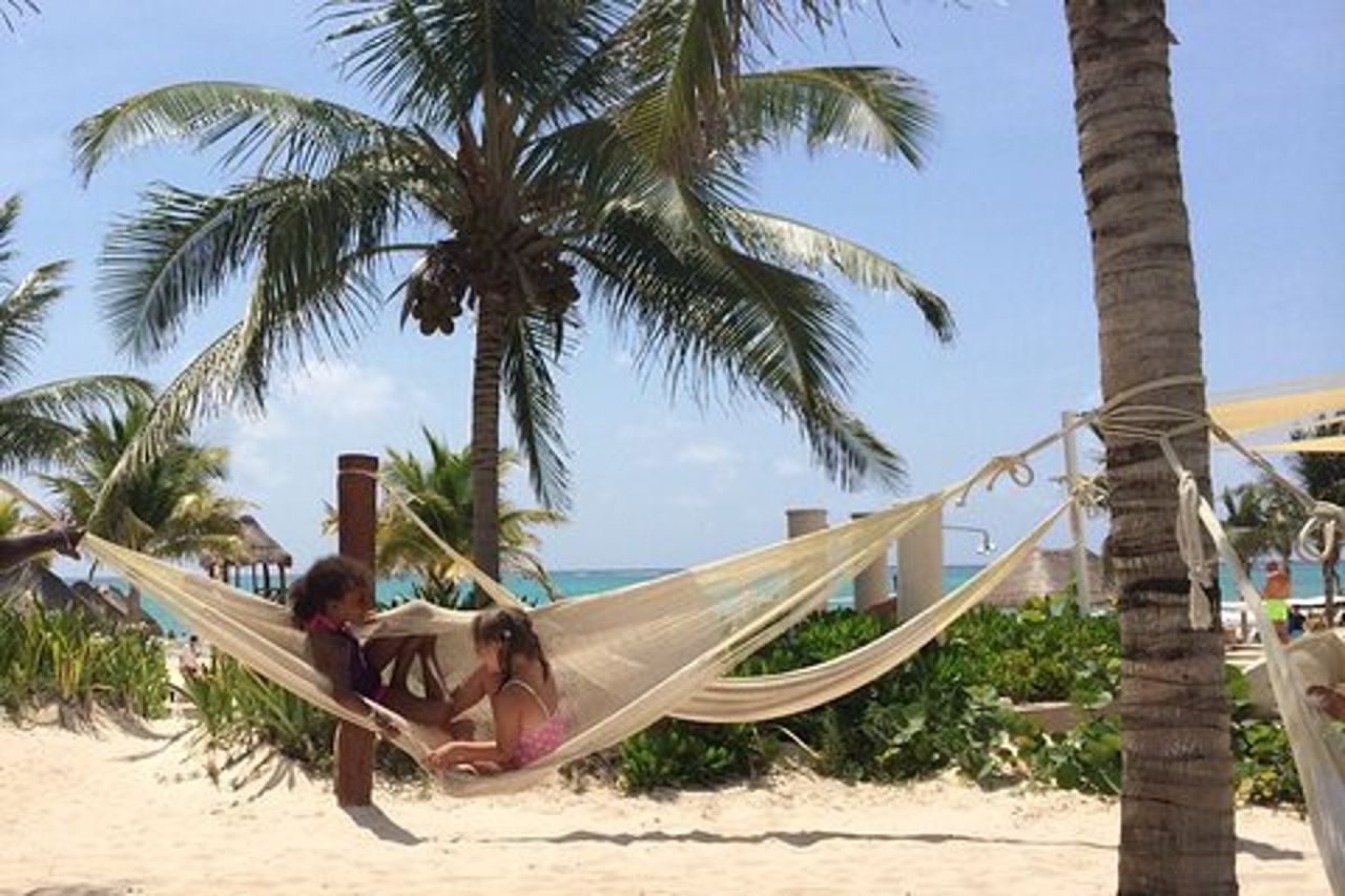 Tour del Beach Club con splendide viste sul Mar dei Caraibi. Trasporto incluso