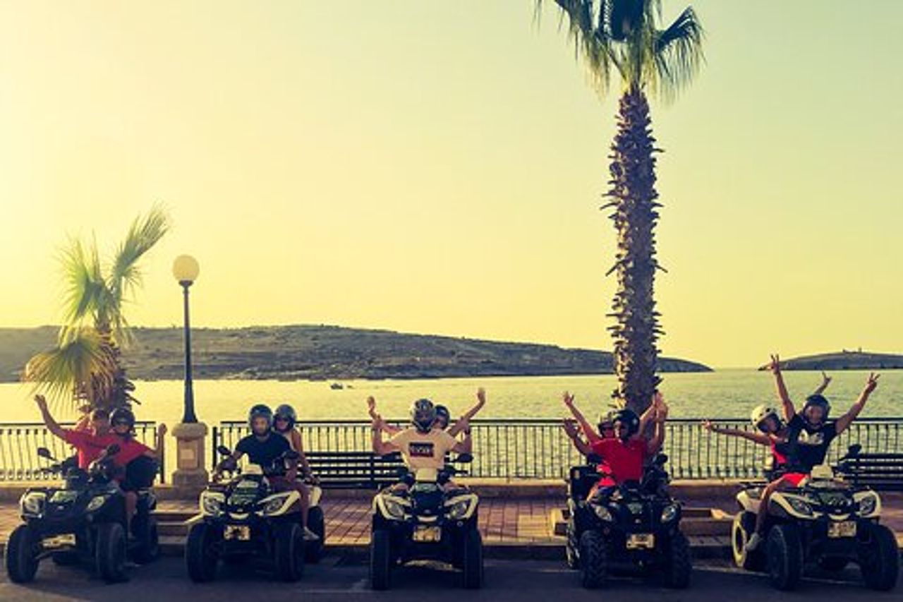 Tour in quad a Malta