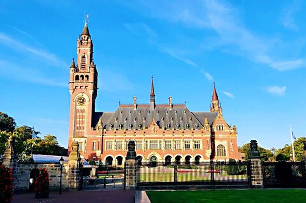 Tour per piccoli gruppi dell'Aia, Delft e Rotterdam (massimo 8 persone)
