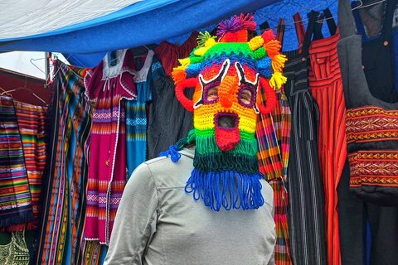 Giorno libero a Quito? Tour privato del mercato artigianale indigeno di Otavalo!