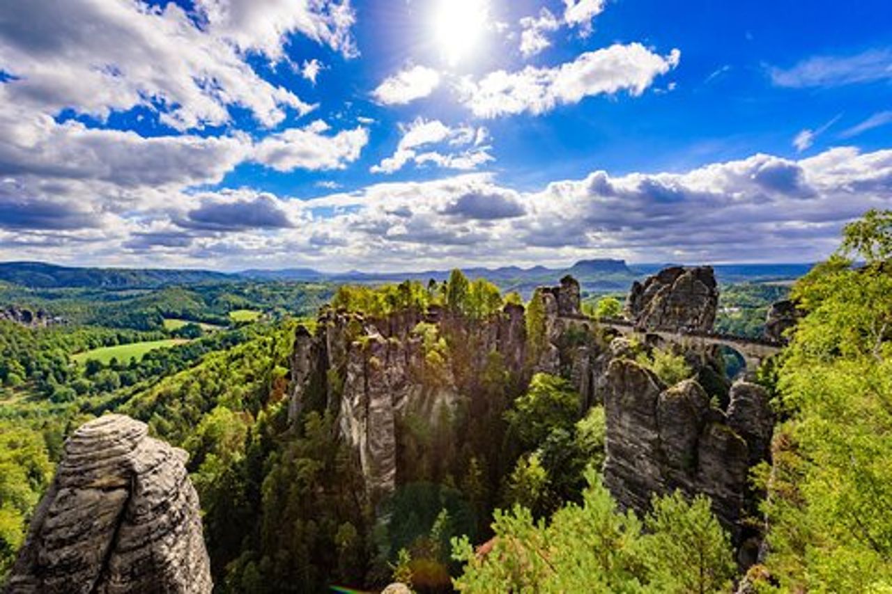 Terezin Camp & Bohemian Switzerland con Tisa&Bastei da Praga