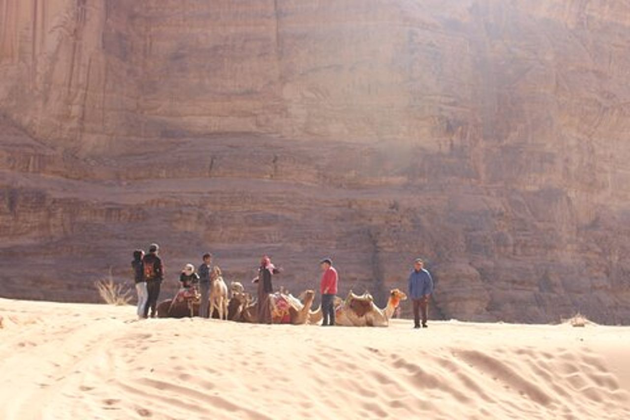 Tour di 3 giorni a Petra, Wadi Rum, Karak, Mujib, Aqaba e Mar Morto