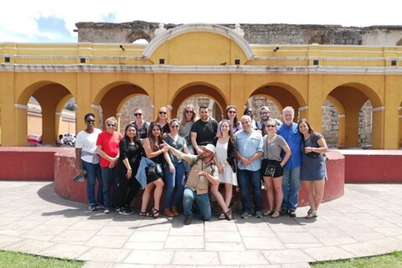 Cammina ad Antigua come un locale