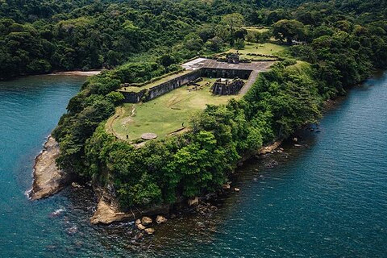 Escursione al Forte di San Lorenzo più chiuse del Canale di Panama Vecchio e Nuovo