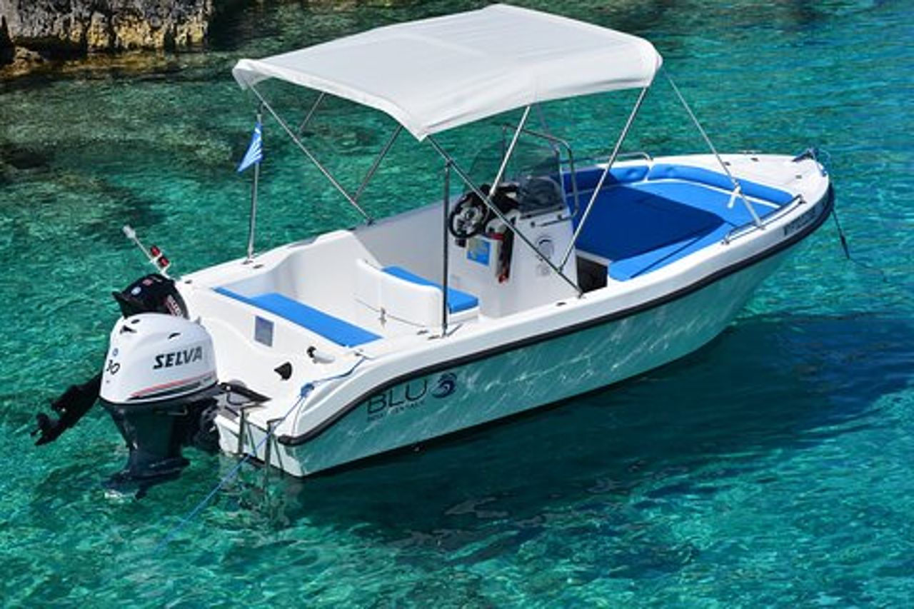 Noleggio barca privato di un giorno intero a Tsilivi – Nessuna licenza necessaria