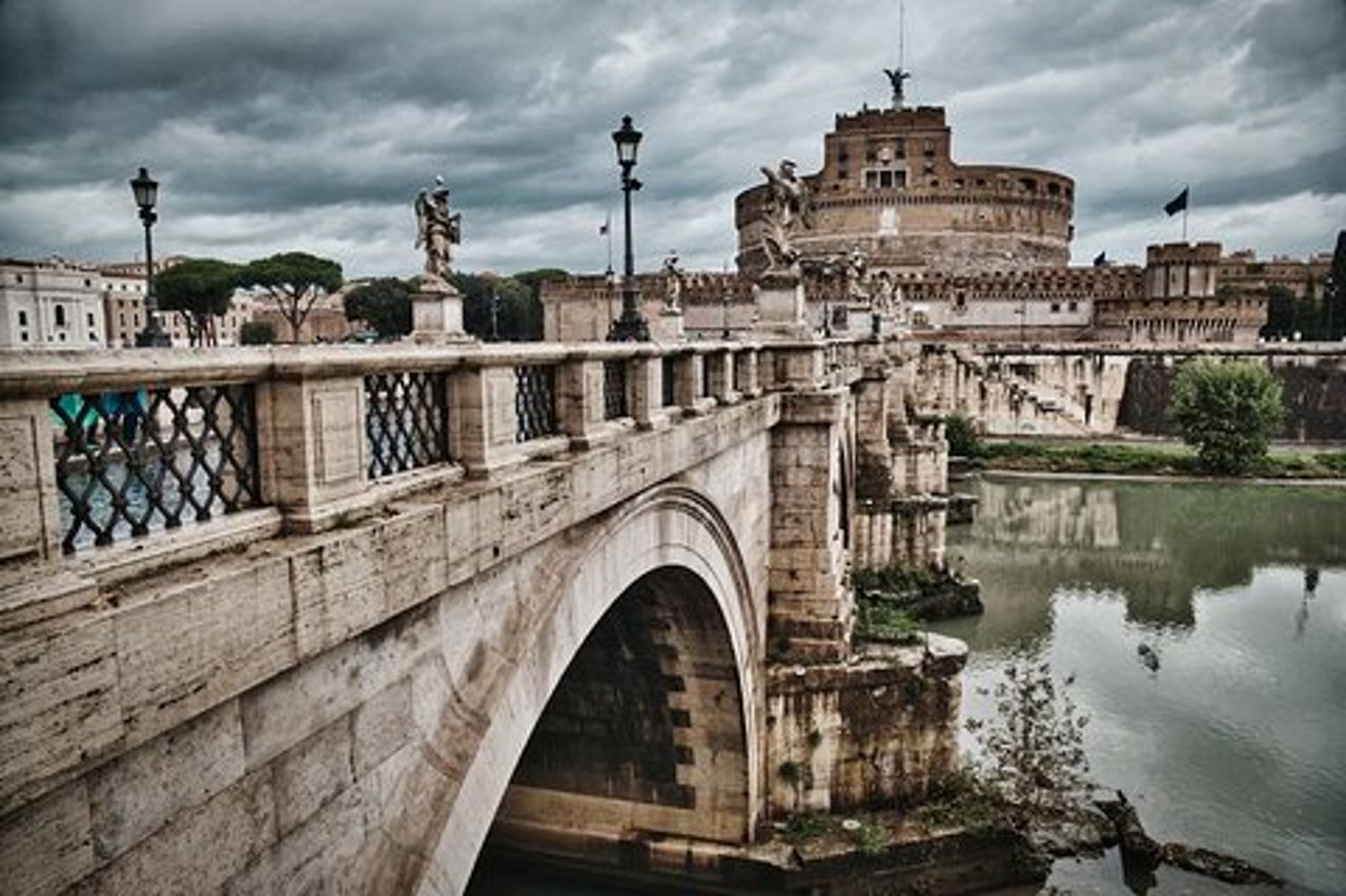 I segreti spettrali di Roma: Un tour a piedi stregato