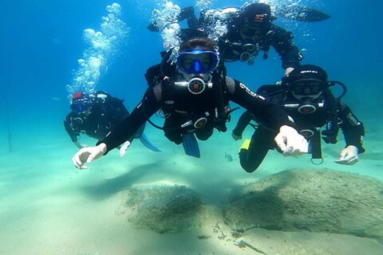 Costa Brava: tour di immersioni subacquee, pranzo e visita a Tossa de Mar