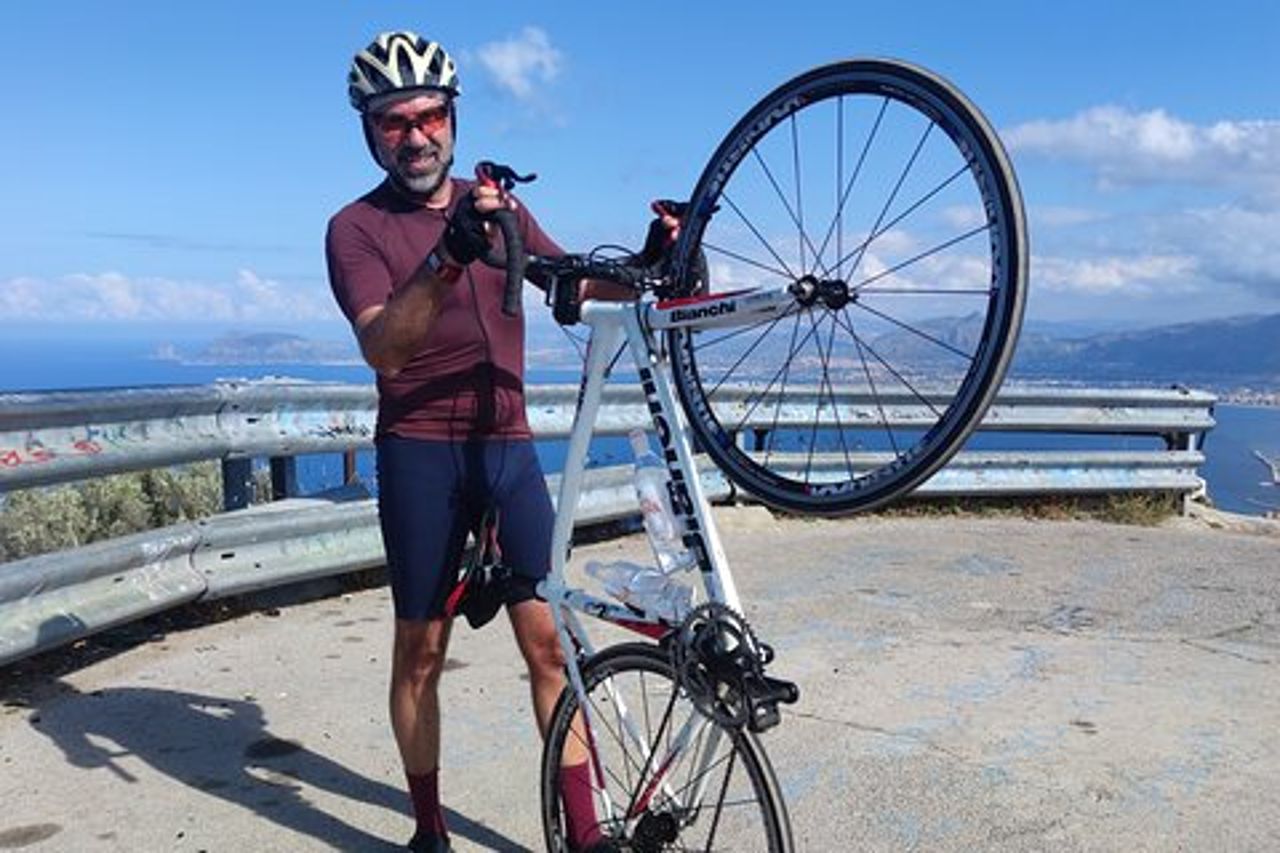 Noleggio bici da strada Full Carbon