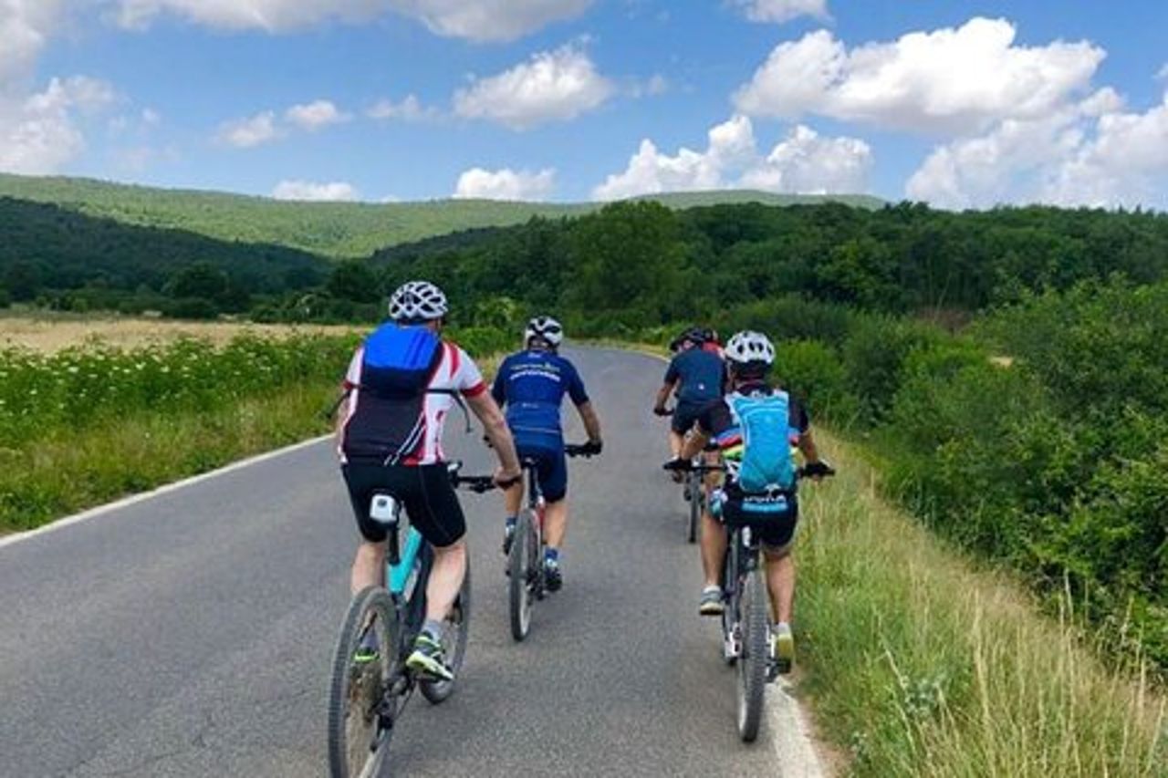 Noleggio di E-Bike per l'intera giornata a San Gimignano