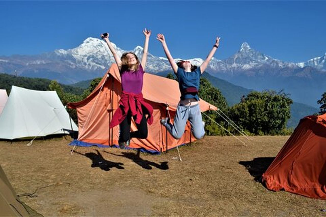 Pokhara: facile escursione di un giorno al campo australiano e al villaggio di Dhampus